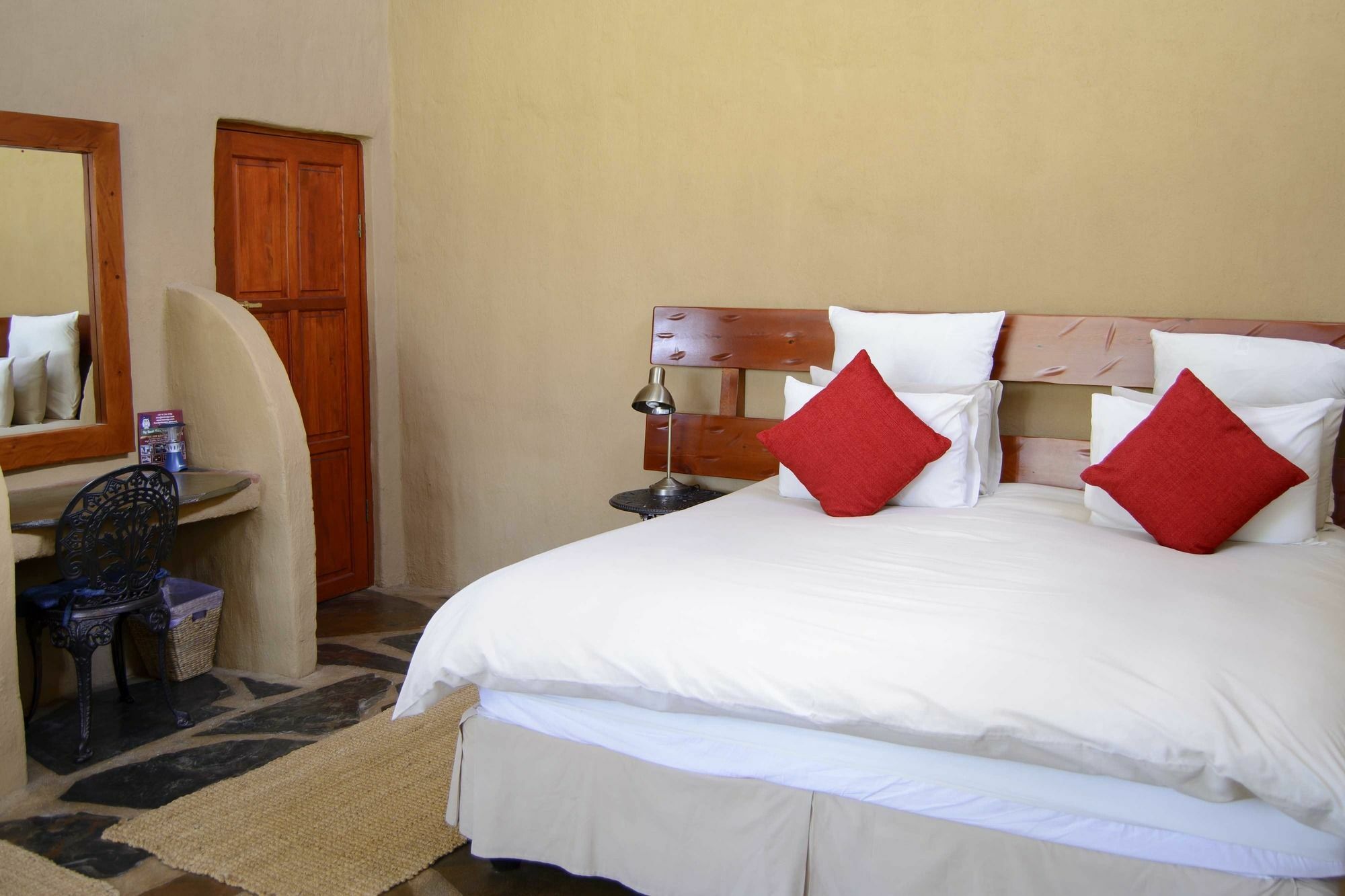 By Bush Telegraph Lodge Johannesburg Bagian luar foto