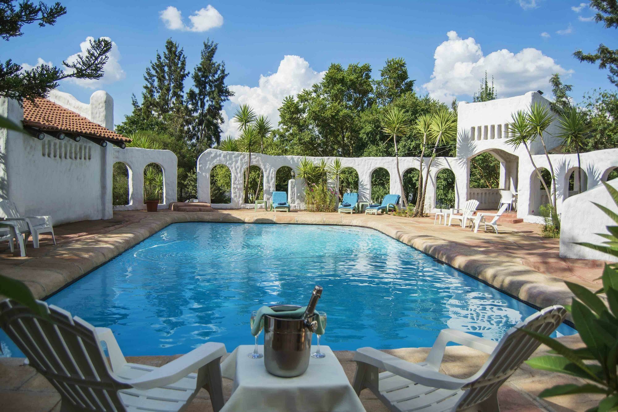 By Bush Telegraph Lodge Johannesburg Bagian luar foto